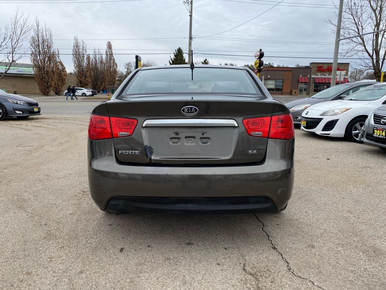 2010 Kia Forte eX-2