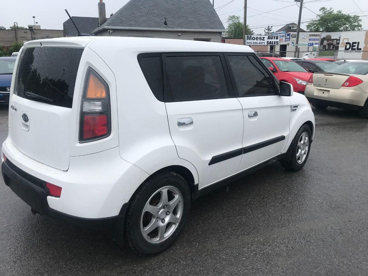 2010 Kia Soul Sport-4