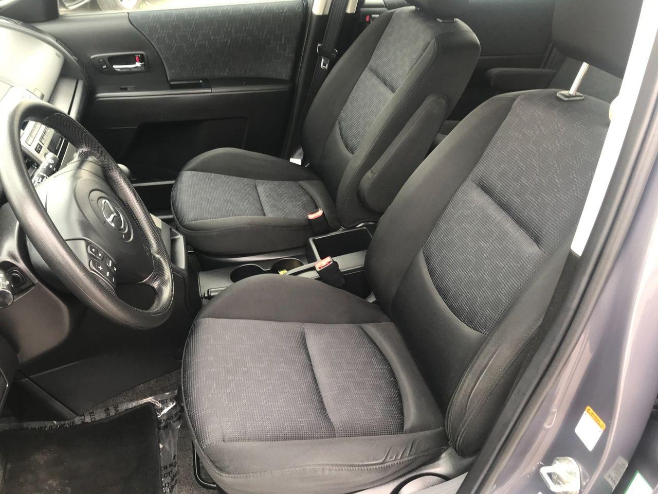 2010 Mazda Mazda5 GS-3