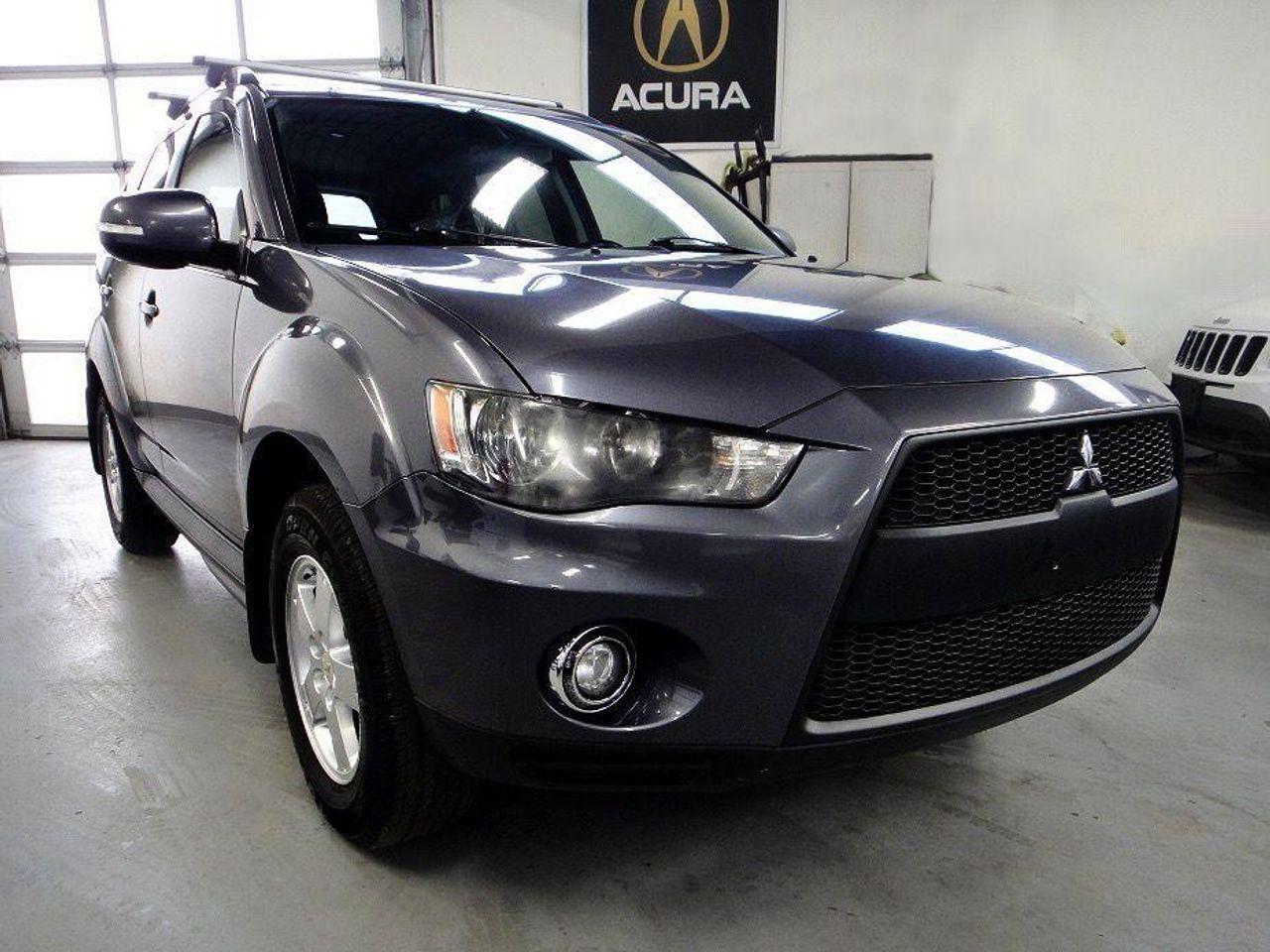2010 Mitsubishi Outlander XLS-0