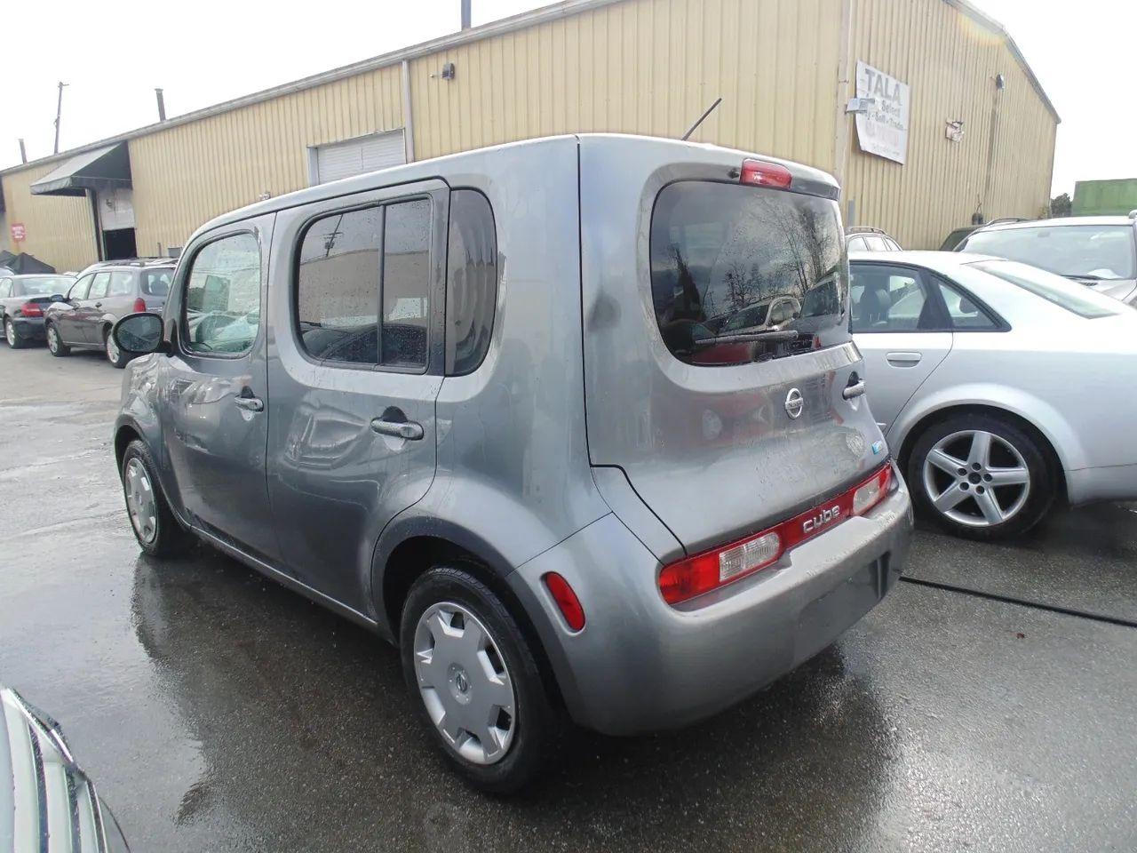 2010 Nissan Cube 1.8 SL-1