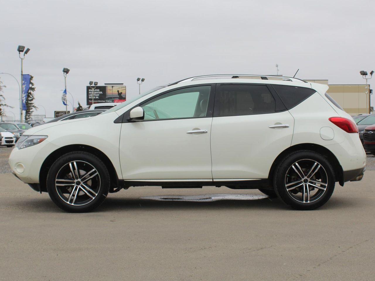 2010 Nissan Murano LE-2