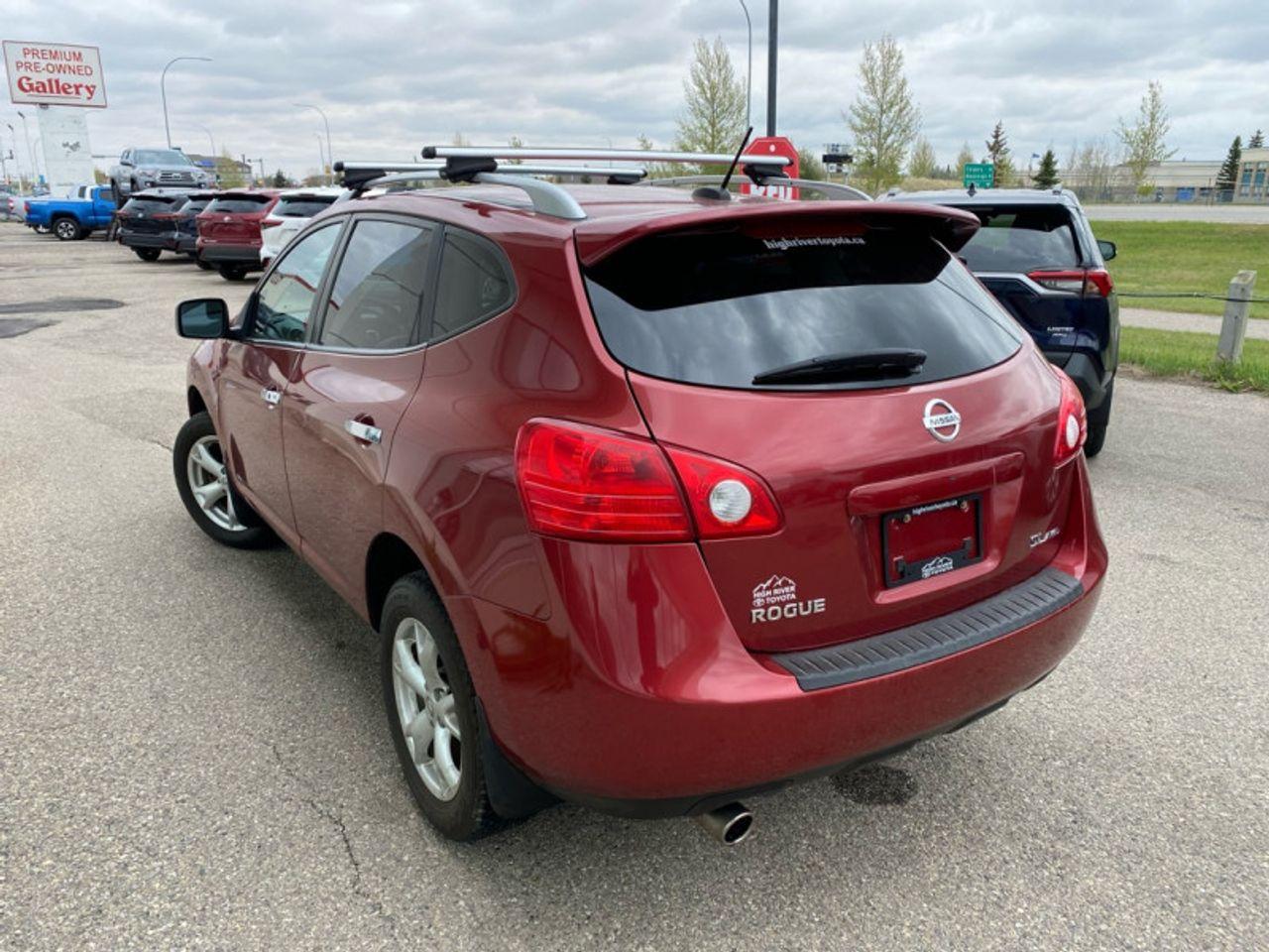 2010 Nissan Rogue S-2