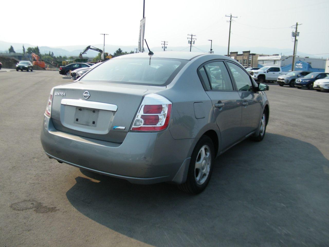 2010 Nissan Sentra 2.0-4