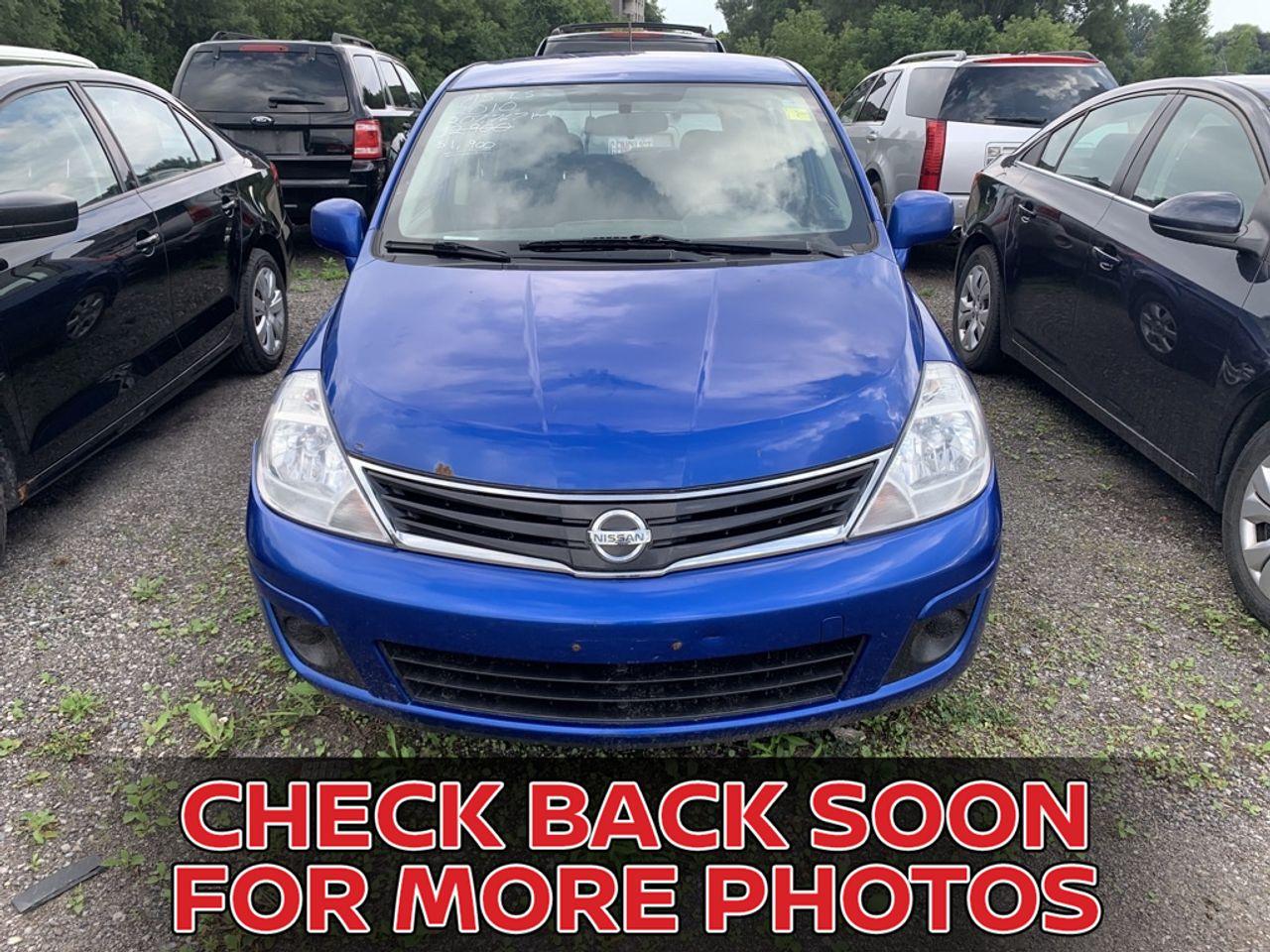 2010 Nissan Versa 1.8 S-0
