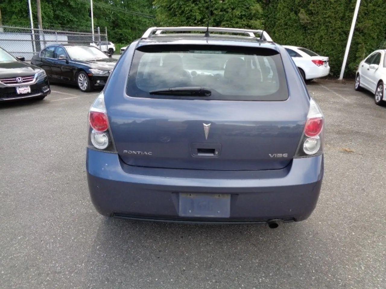 2010 Pontiac Vibe Base-3