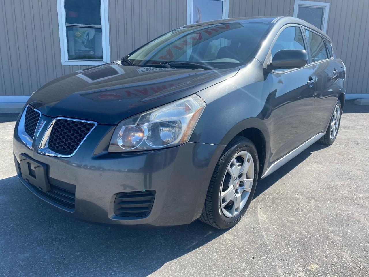 2010 Pontiac Vibe Base-0