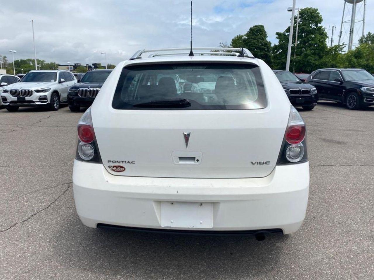 2010 Pontiac Vibe Base-4
