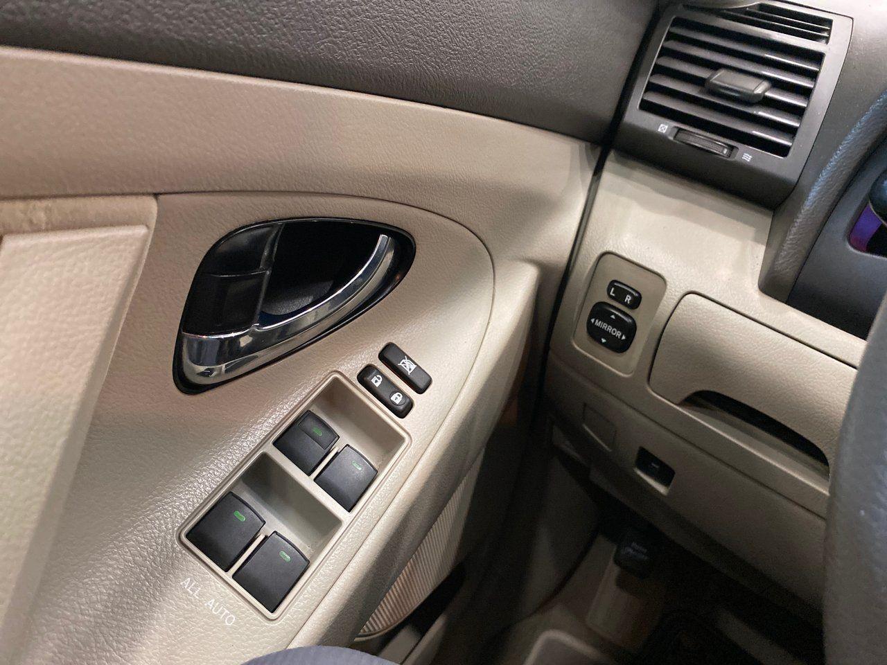 2010 Toyota Camry LE-3