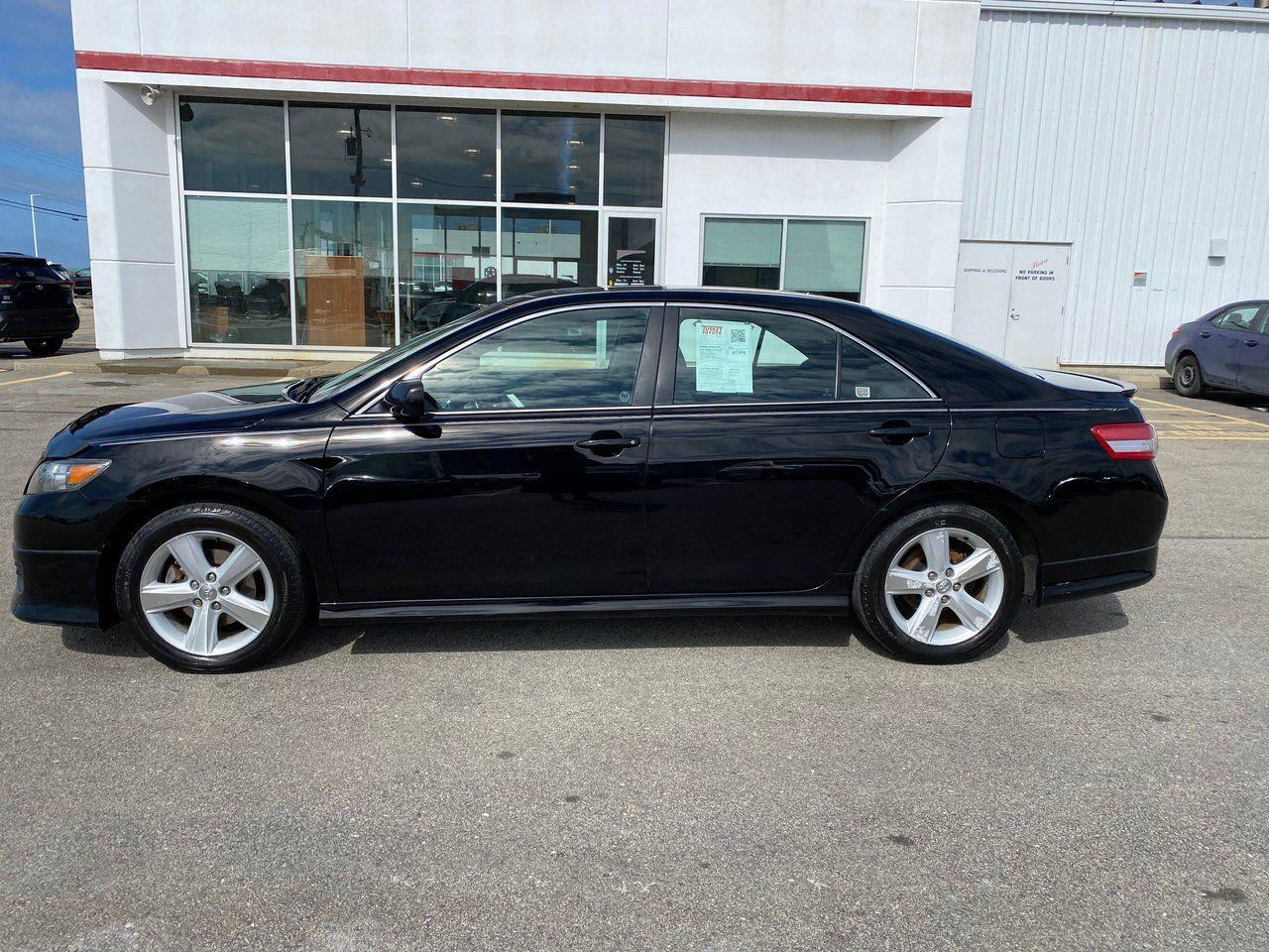 2010 Toyota Camry SE-1