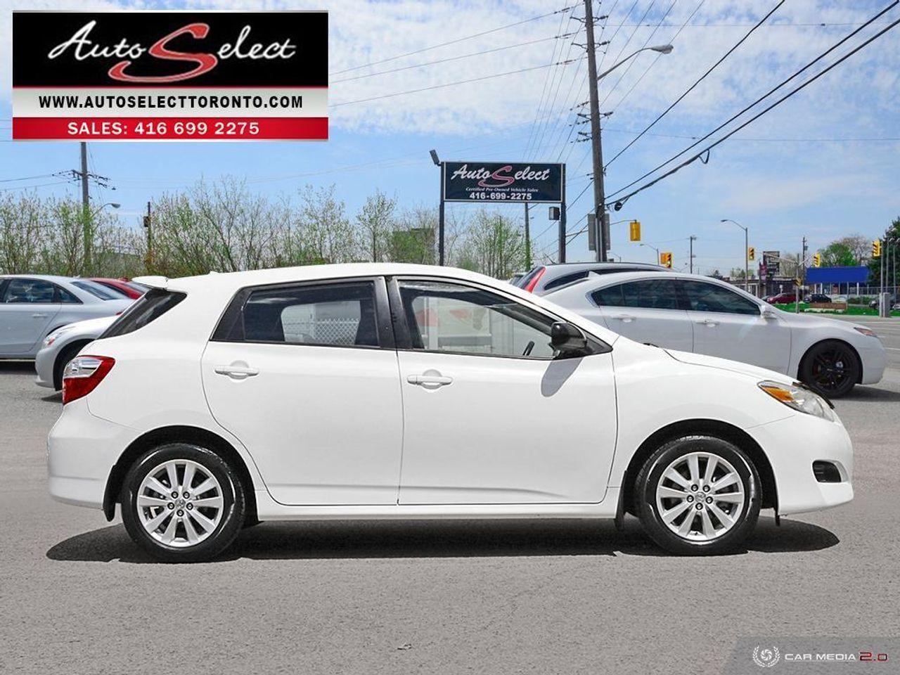 2010 Toyota Matrix Base-2