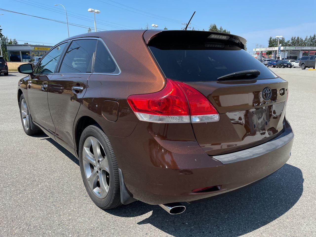 2010 Toyota Venza Base-2