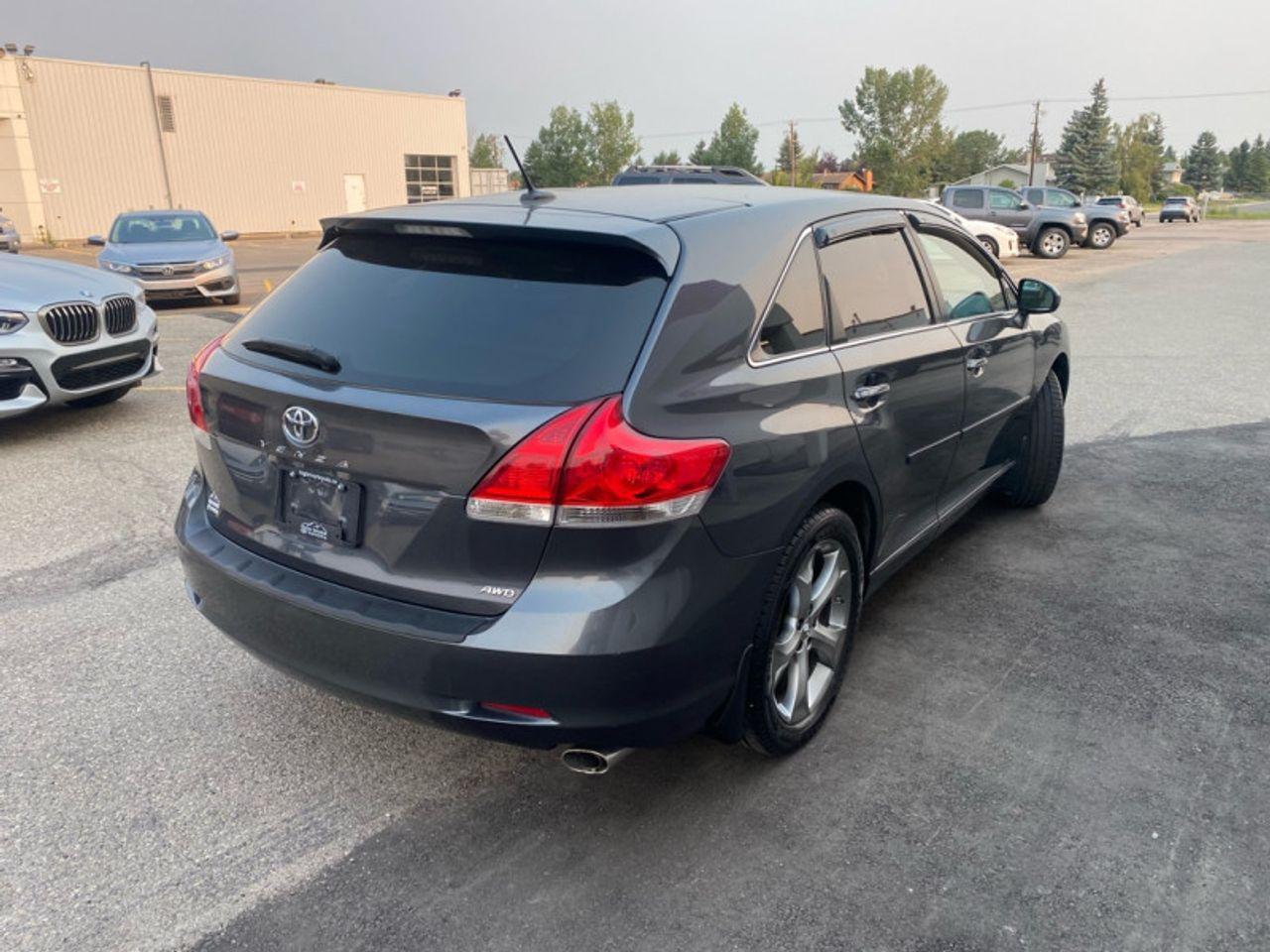 2010 Toyota Venza Base-2