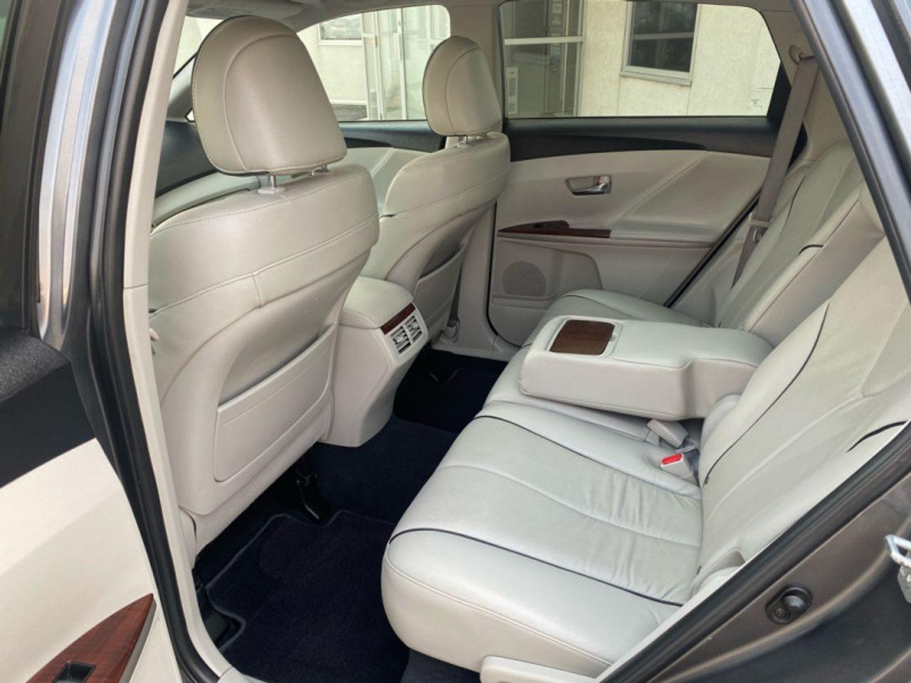 2010 Toyota Venza Base-4
