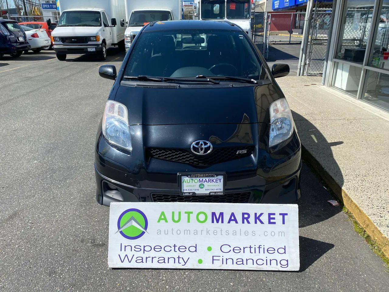 2010 Toyota Yaris Base-4