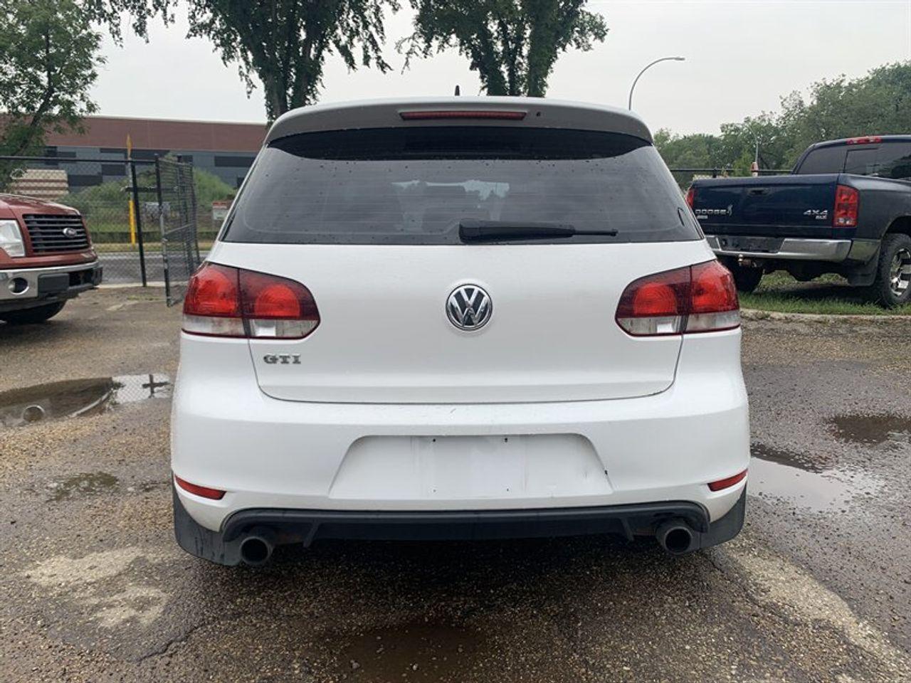 2010 Volkswagen GTI -4
