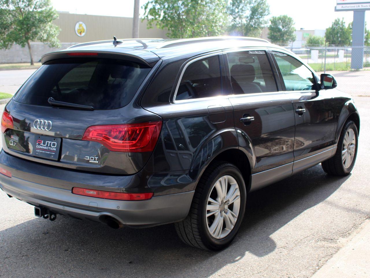 2011 Audi Q7 Premium-2