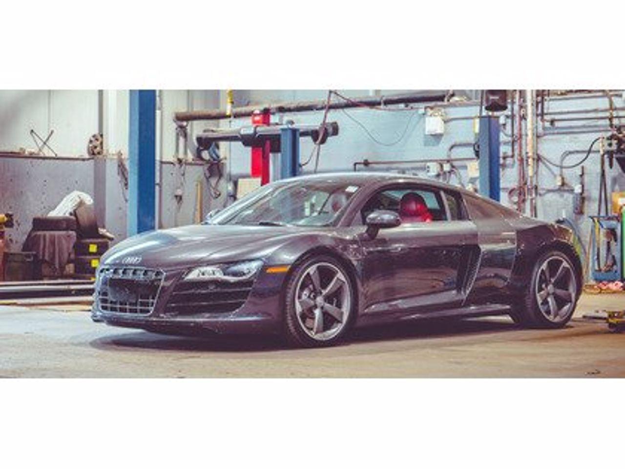 2011 Audi R8 -1
