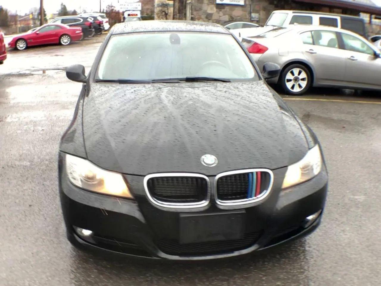 2011 BMW 3-Series 323i-2