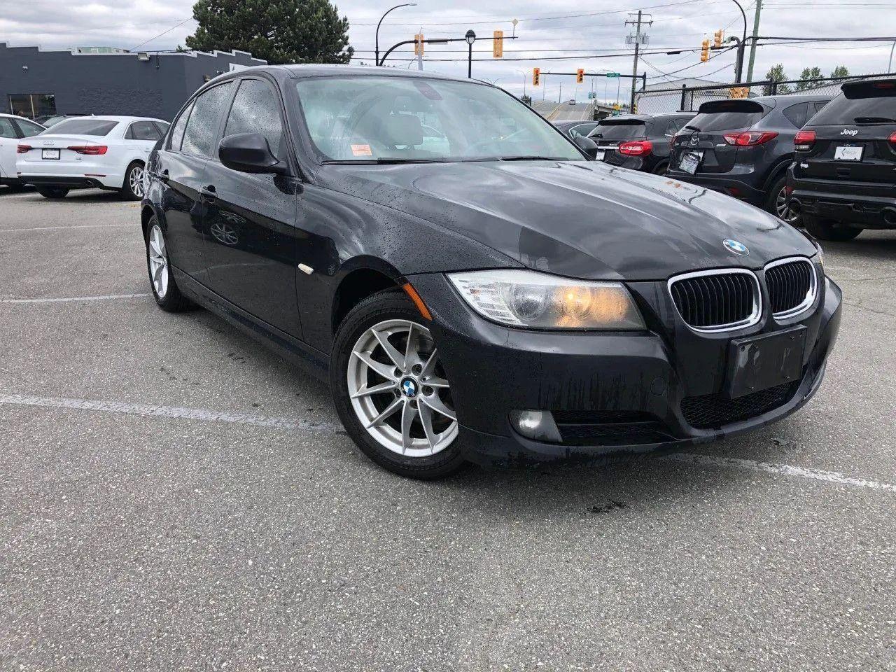 2011 BMW 3-Series 323i-0