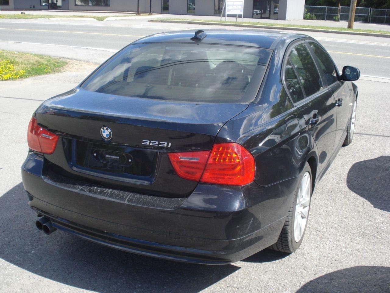 2011 BMW 3-Series 323i-3