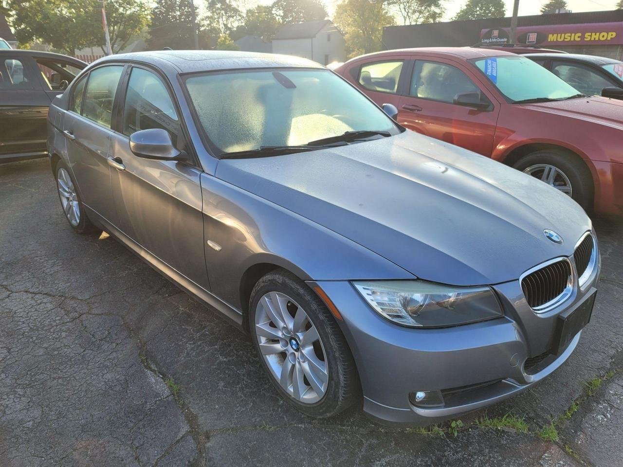 2011 BMW 3-Series 323i-2