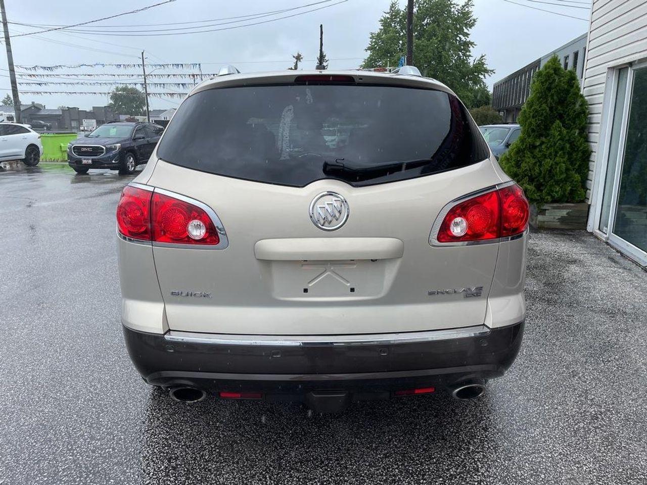 2011 Buick Enclave CXL2-3
