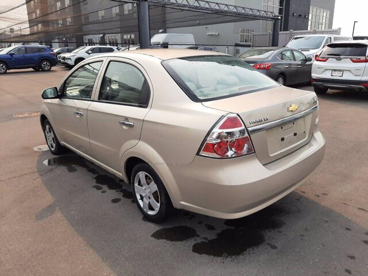 2011 Chevrolet Aveo 1LT 4-Door-1