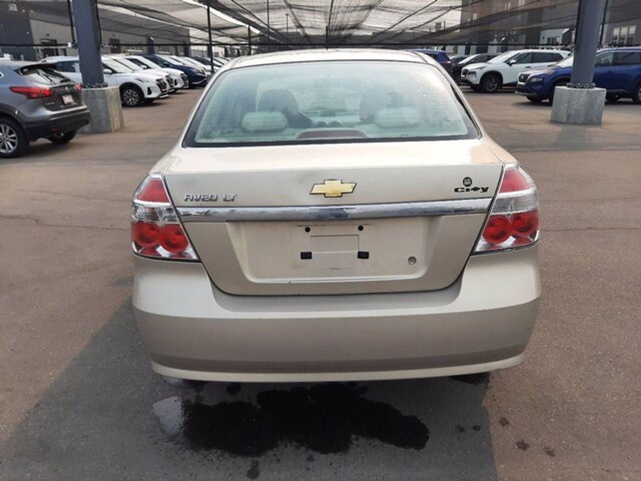 2011 Chevrolet Aveo 1LT 4-Door-2