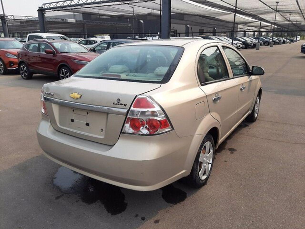 2011 Chevrolet Aveo 1LT 4-Door-3