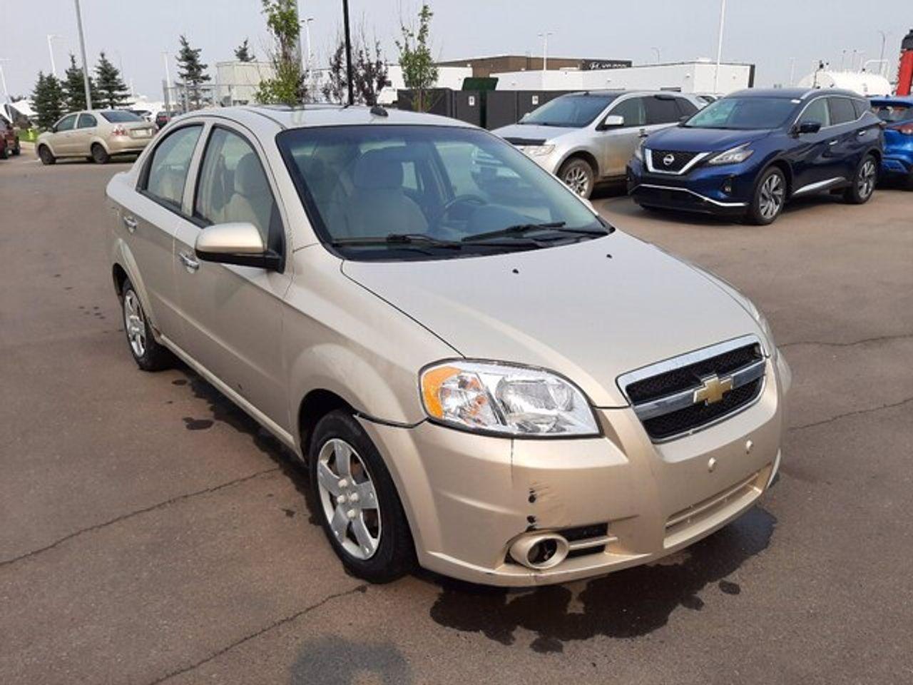 2011 Chevrolet Aveo 1LT 4-Door-4