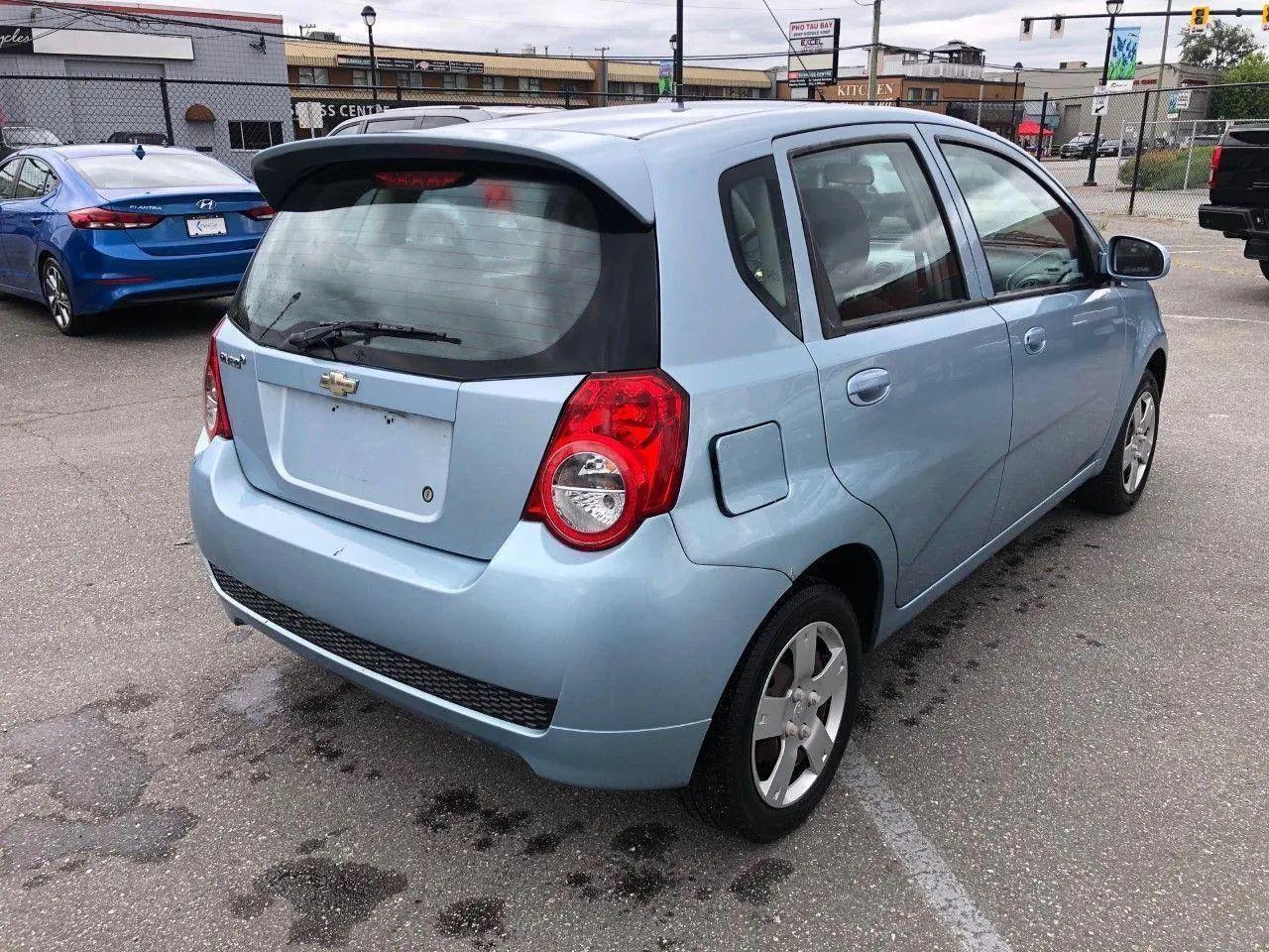 2011 Chevrolet Aveo5 LS-3