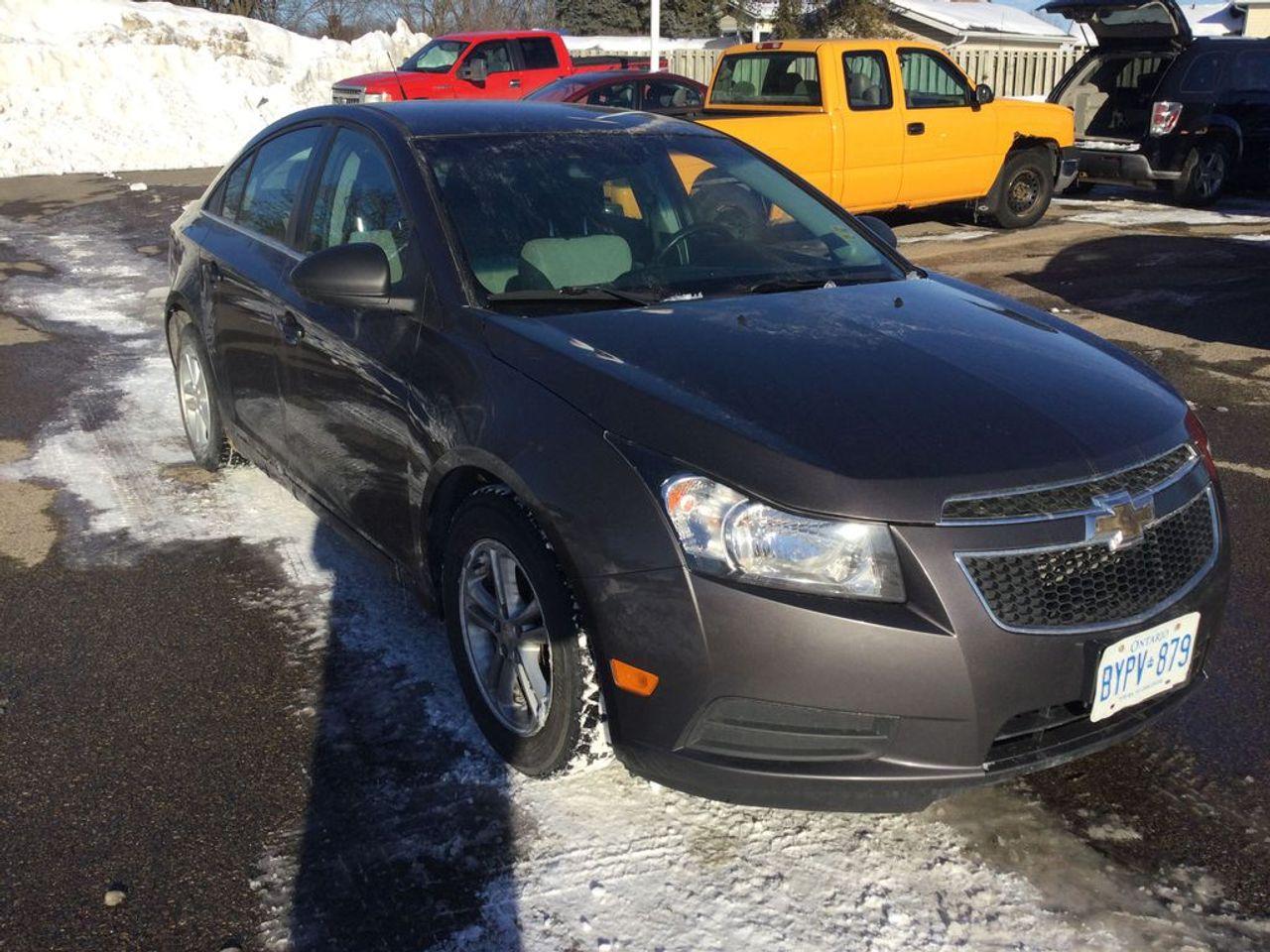 2011 Chevrolet Cruze 2LS-2