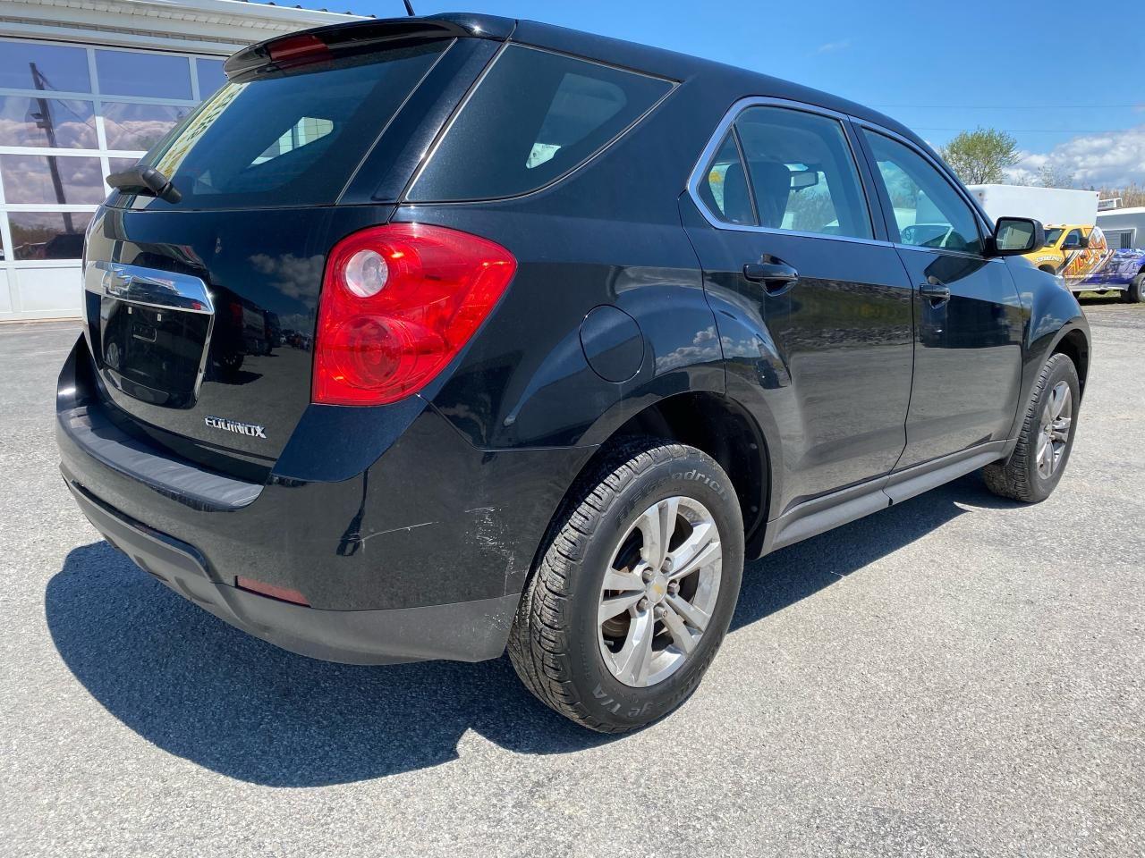 2011 Chevrolet Equinox LS-3