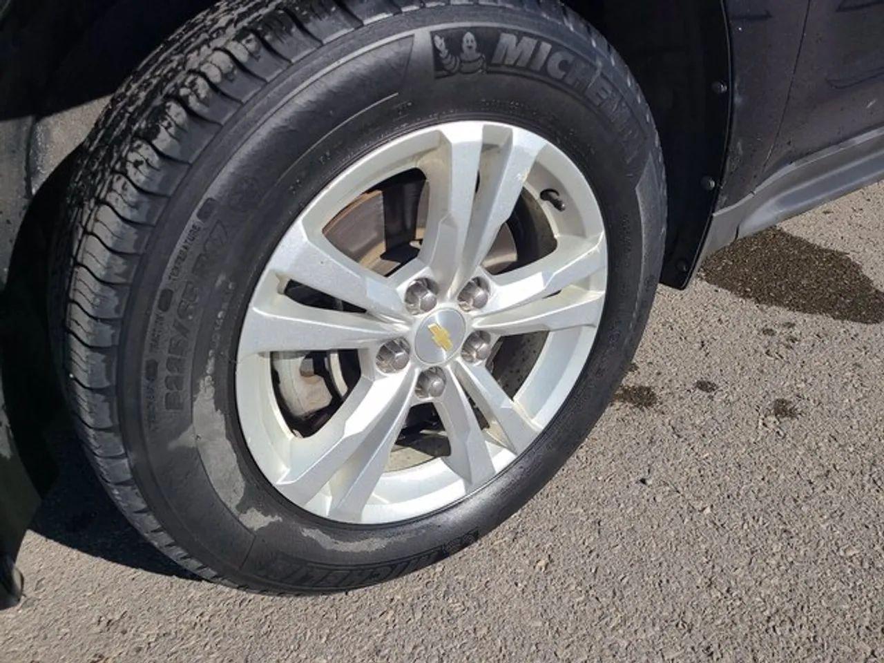 2011 Chevrolet Equinox LT1-2