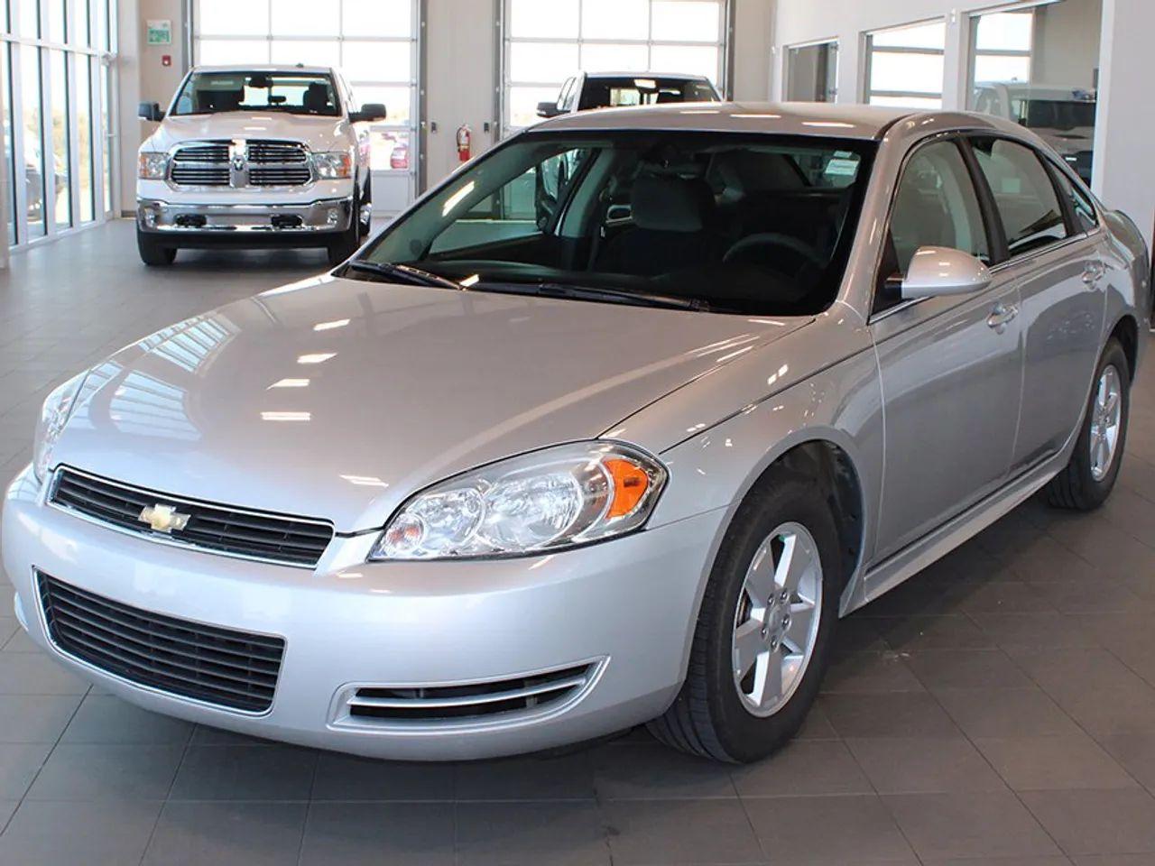 2011 Chevrolet Impala LS-2