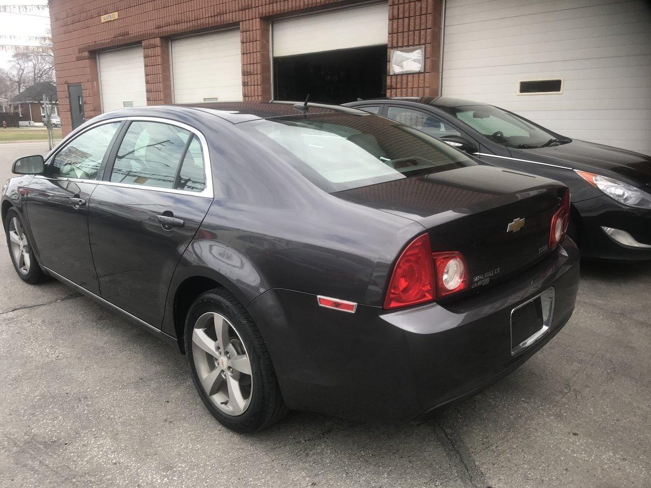 2011 Chevrolet Malibu LT1-2