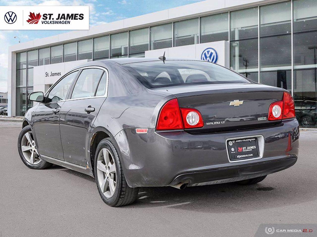 2011 Chevrolet Malibu LT1-4