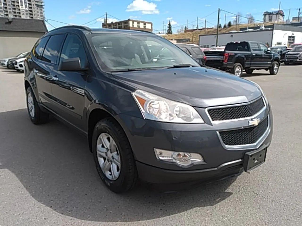 2011 Chevrolet Traverse LS-2