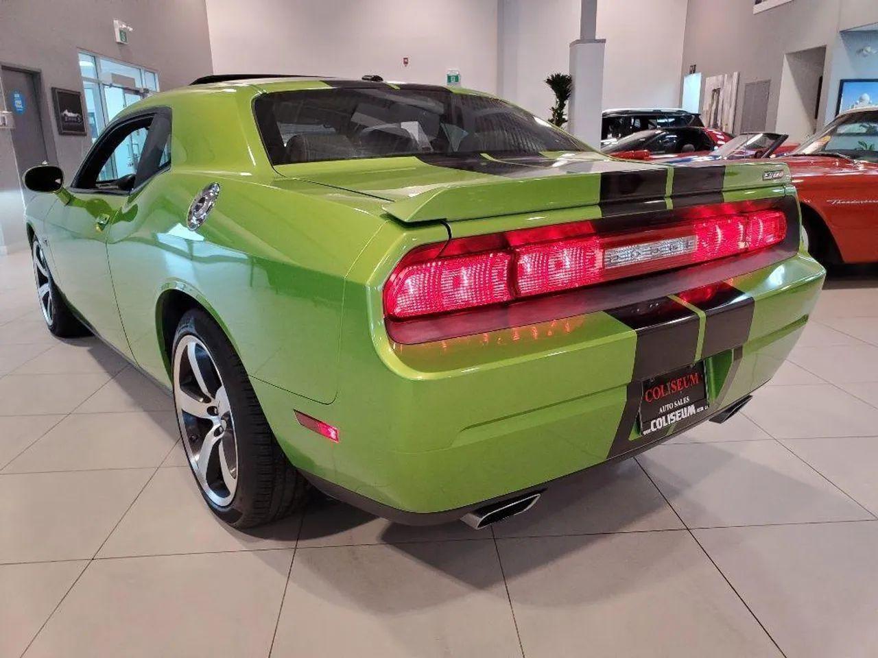 2011 Dodge Challenger SRT8-2