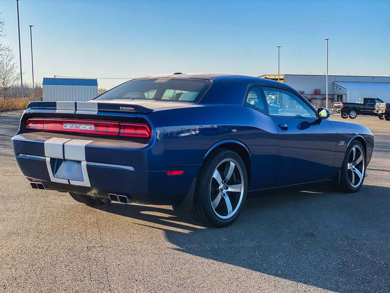 2011 Dodge Challenger Srt8-4