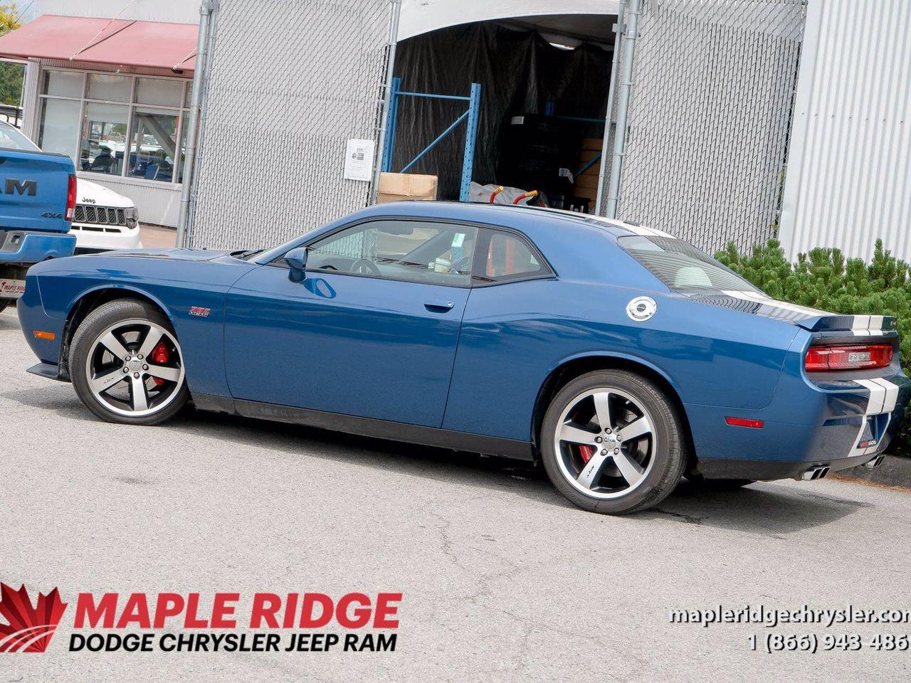 2011 Dodge Challenger Srt8-2