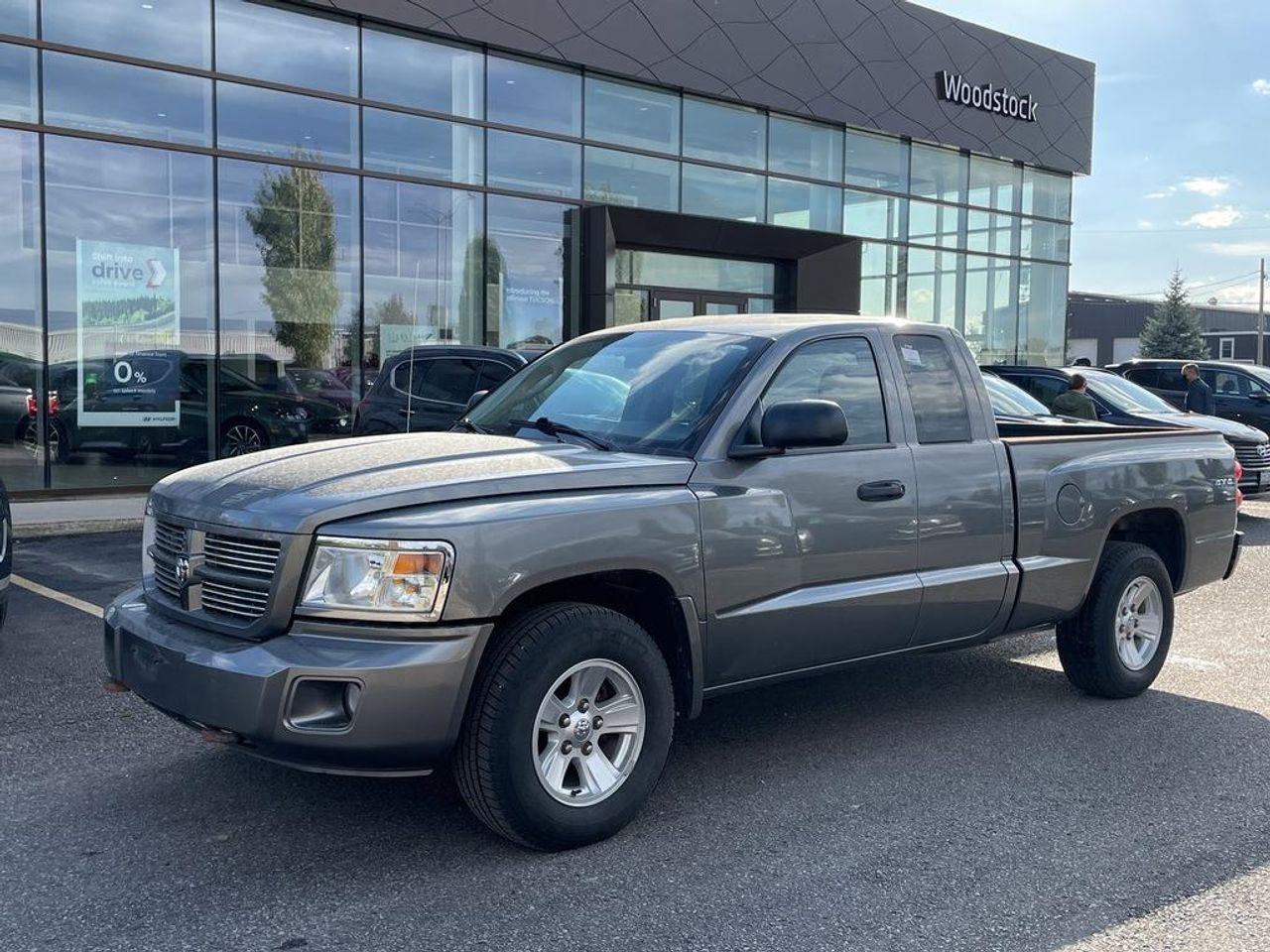 2011 Dodge Dakota LoneStar-0