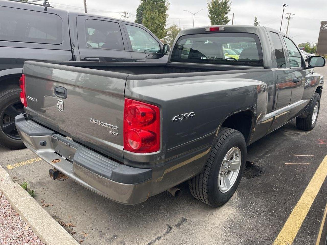 2011 Dodge Dakota LoneStar-4