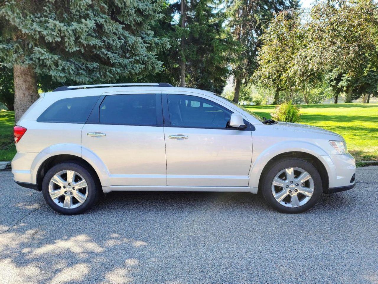2011 Dodge Journey R/T-1