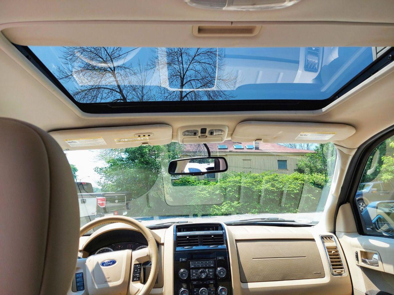 2011 Ford Escape Limited-3