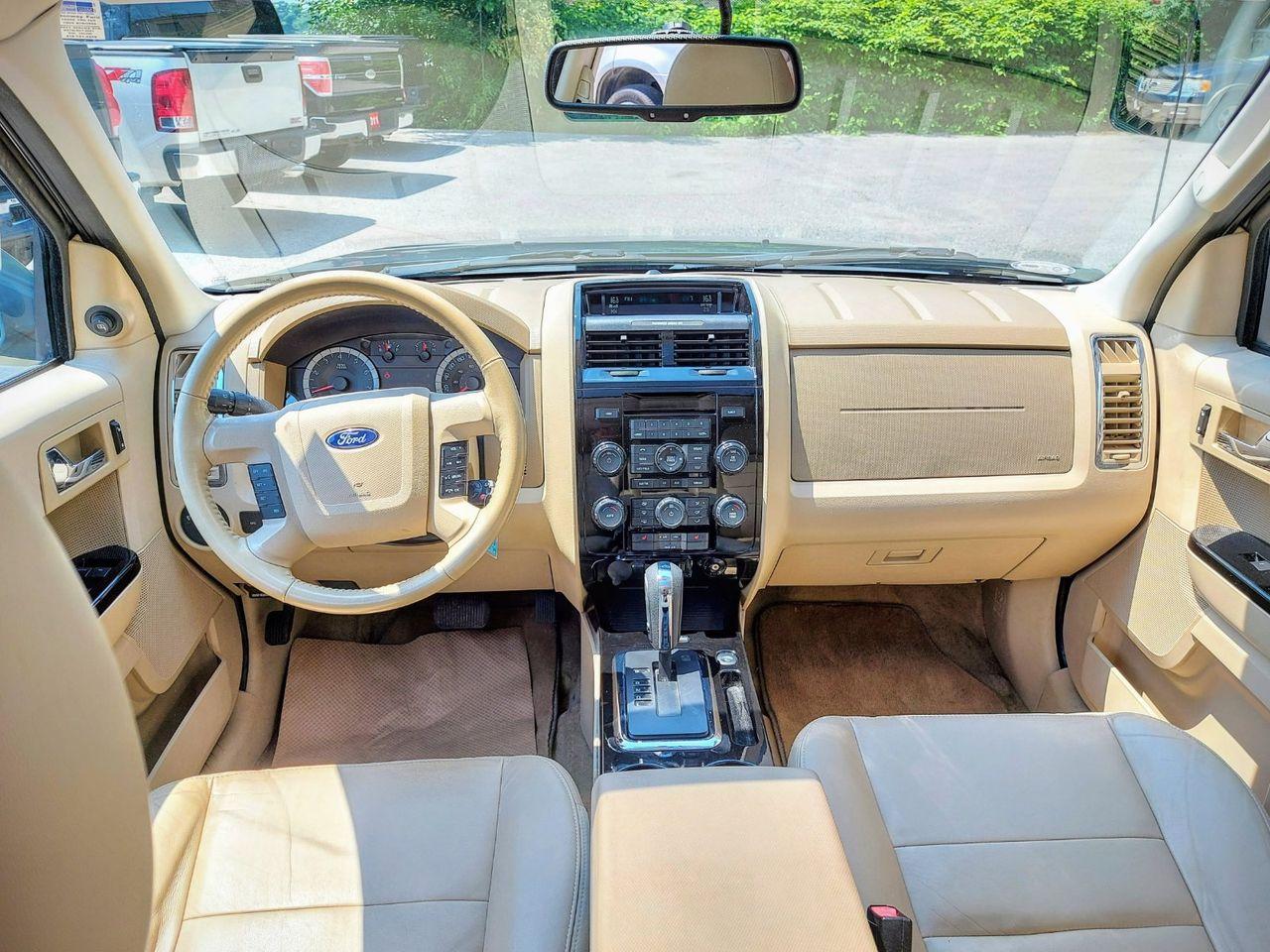 2011 Ford Escape Limited-4