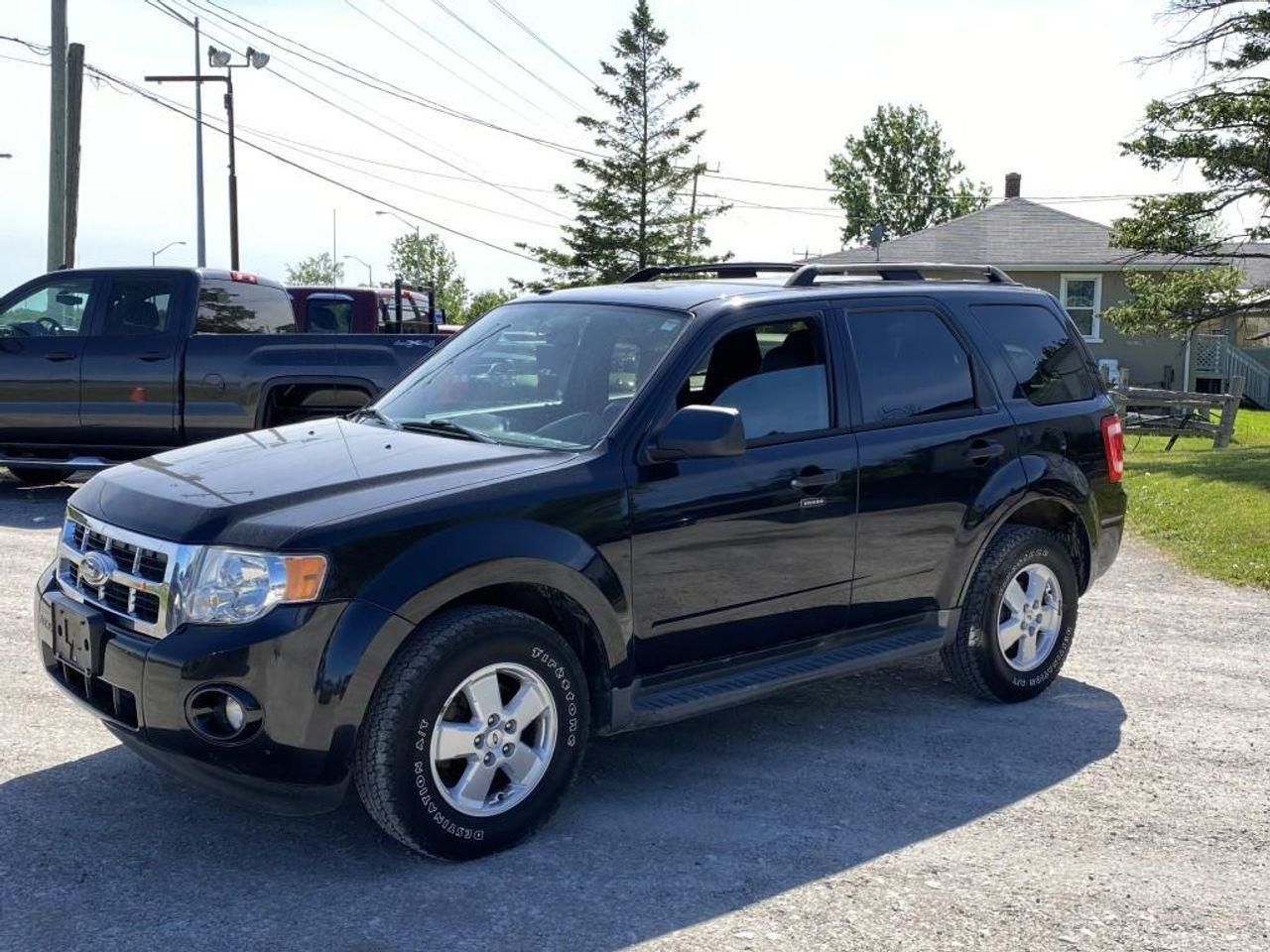 2011 Ford Escape V6 XLT-2