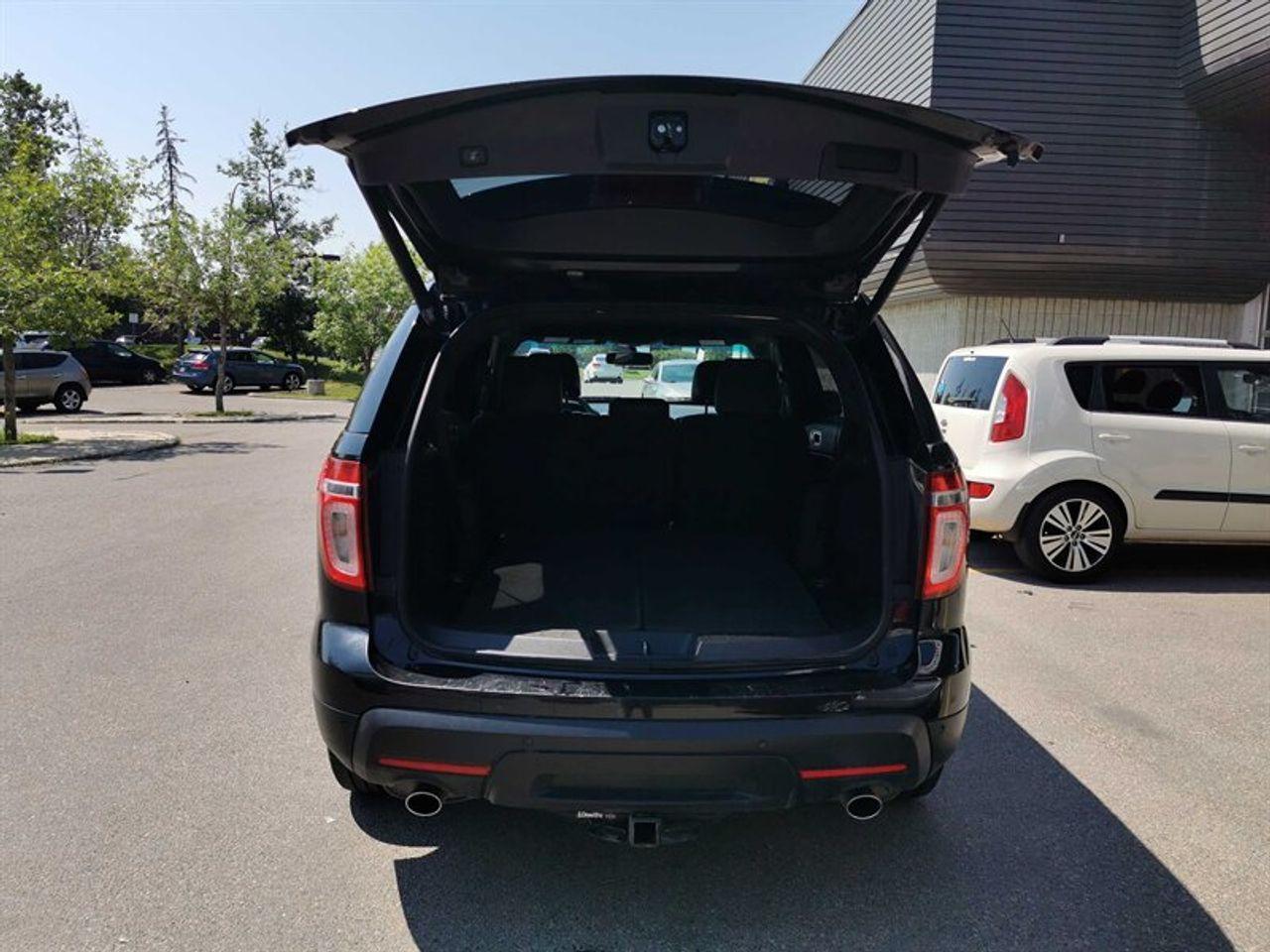 2011 Ford Explorer Limited-4
