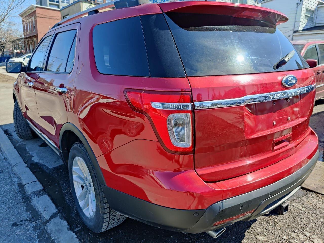 2011 Ford Explorer XLT-2